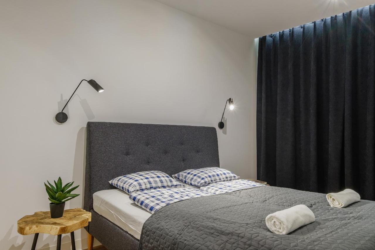 Apartamenty I Pokoje Krupowki 16, Na Szczytach Zakopane Exterior photo